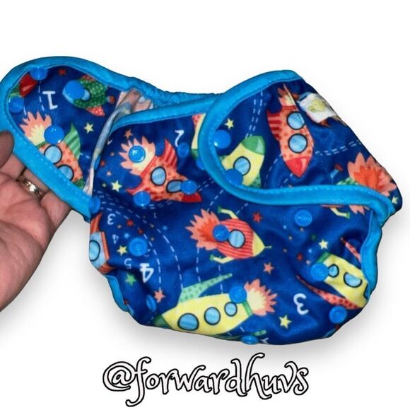 Happy BeeHinds | Cloth Diaper Cover | Cover Only - Picture 4 of 8